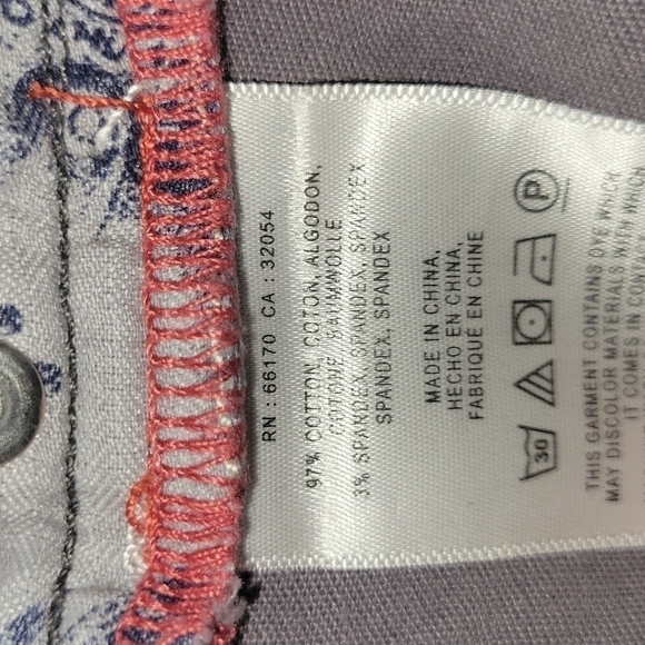 PILCRO  and The Letterpress Stet Capri Jeans - Women's - Picture 9 of 9